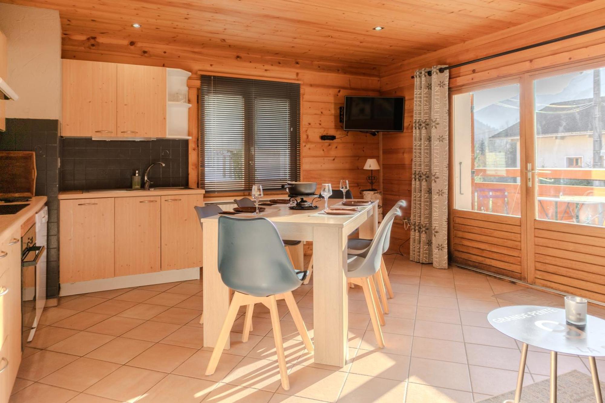 Appartement Lapreski, Spacieux, Proche Lac D'Annecy, Randonnees Montagne Thônes Zewnętrze zdjęcie